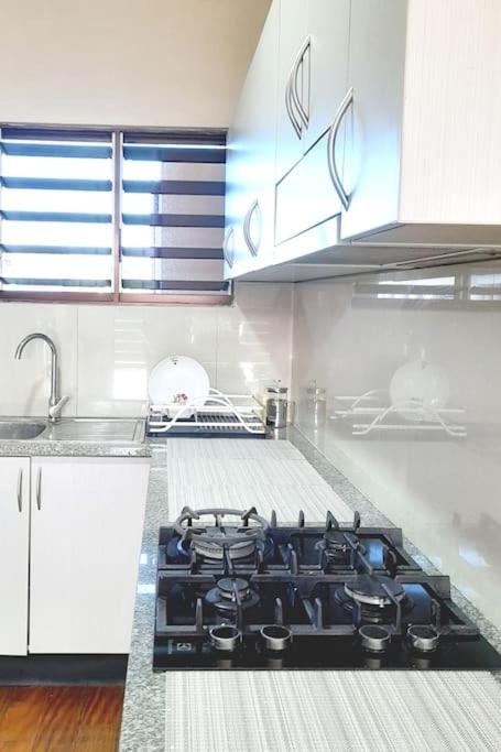 Waterfront Sunset Apartment Νάντι Εξωτερικό φωτογραφία